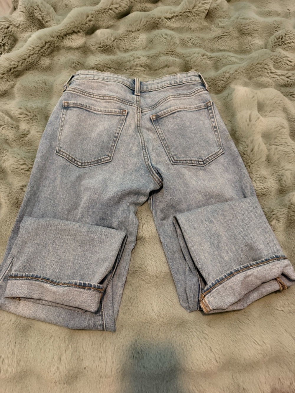 Jeans - Picture 2 of 3